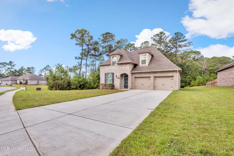 6991 Osprey Drive, Ocean Springs, MS 39564 - Image #2