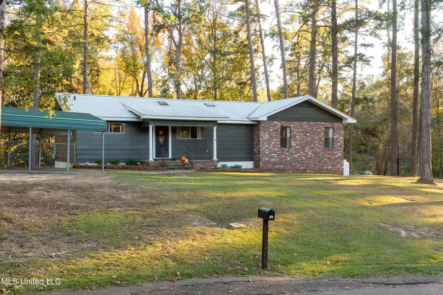 105 Country Club Road, Florence, MS 39073 - Image #2