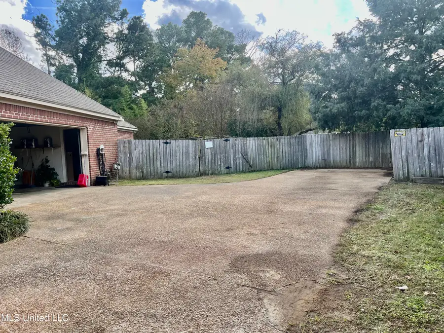 204 Riverbirch Cove, Brandon, MS 39047 - Image #3