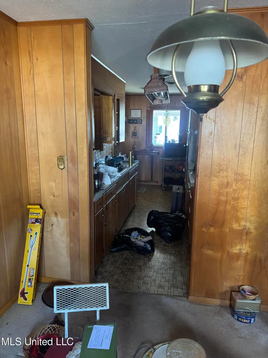 3317 Longwood Drive, Jackson, MS 39212 - #2