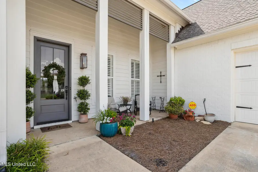 203 Kingswood Place, Madison, MS 39110 - Image #2