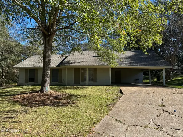 5551 Will O Run Circle, Jackson, MS 39212