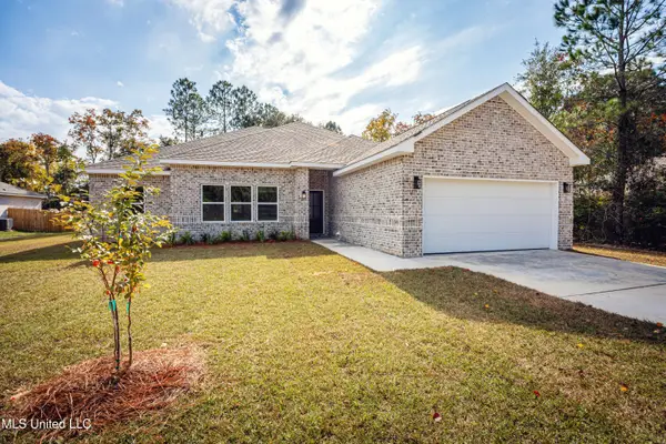 2403 Graveline Road, Gautier, MS 39553