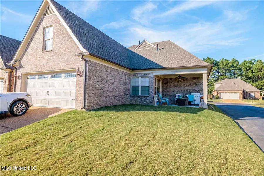 3281 Foxdale Loop, Southaven, MS 38672 - Image #2