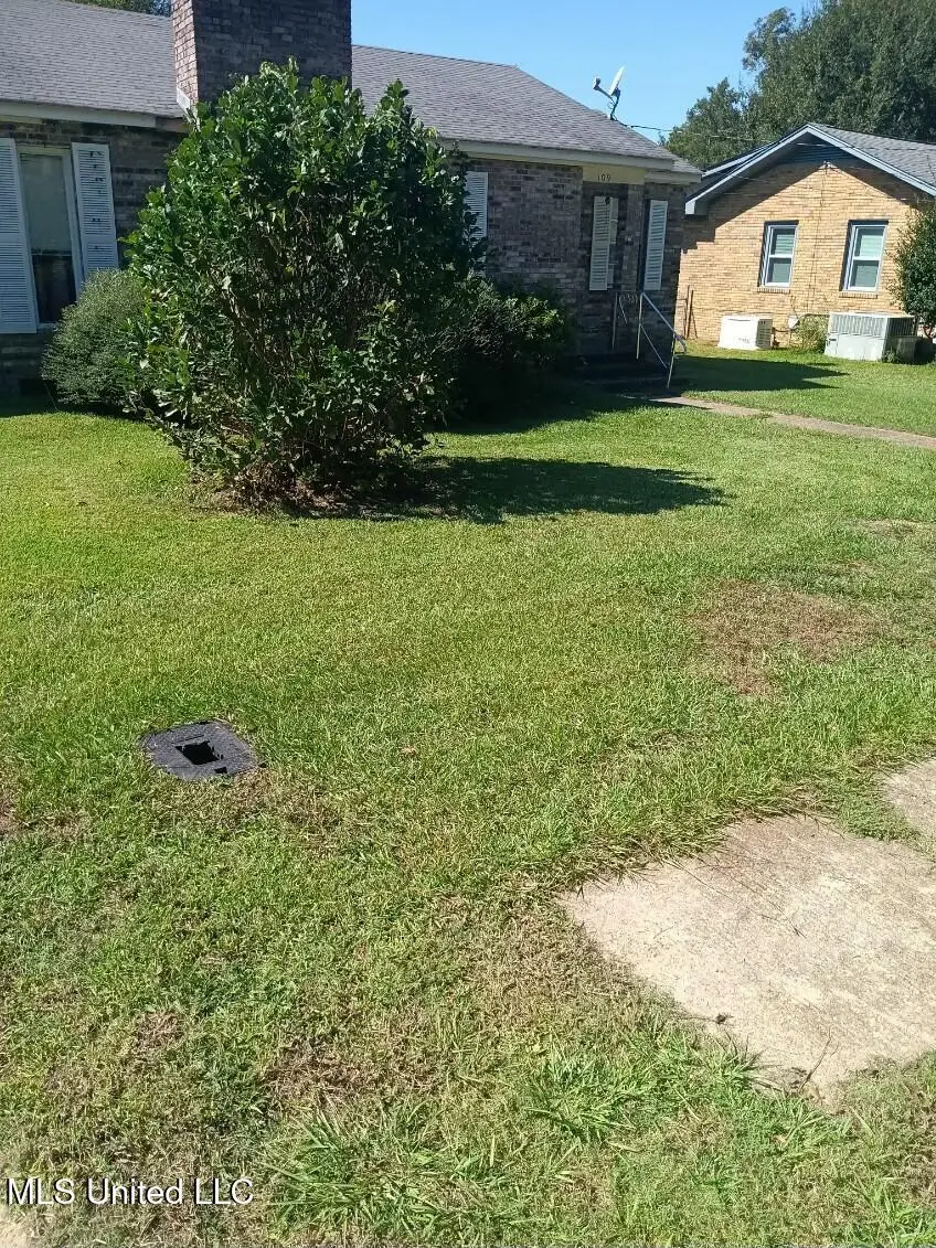 109 Center Street, Crystal Springs, MS 39059 - Image #2