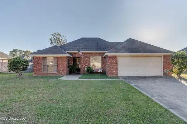 534 Oak Park Circle, Pearl, MS 39208