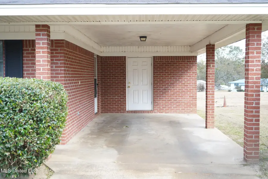 7958 Hebron Road, Lexington, MS 39095 - Image #2