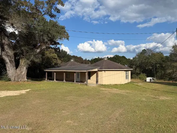 69 Buster Shaw Road, Lumberton, MS 39455
