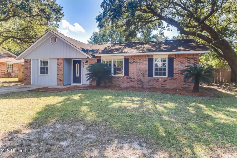 8505 Neptune Avenue, Ocean Springs, MS 39564 - Image #2