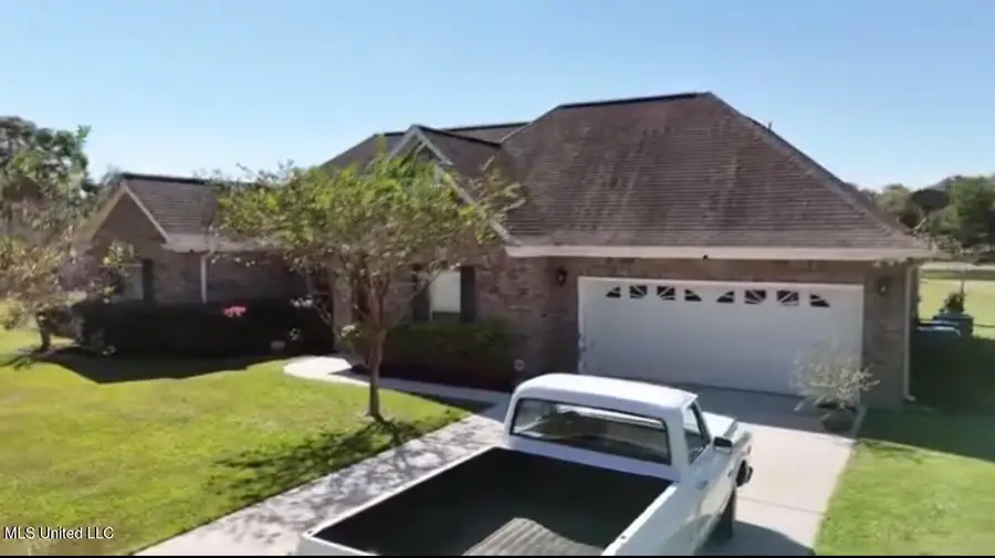 12033 Circle G Ranch Road, Picayune, MS 39466 - Image #2