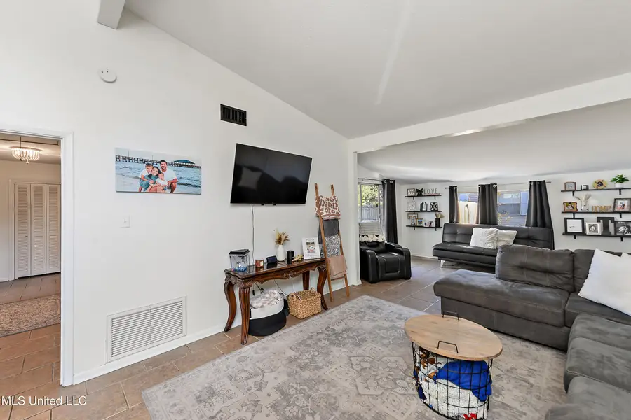 2507 Ridgewood Road, Ocean Springs, MS 39564 - Image #3