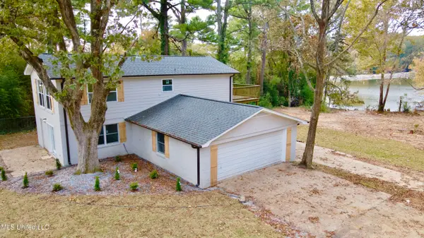 7325 E Shahkoka Drive, Olive Branch, MS 38654