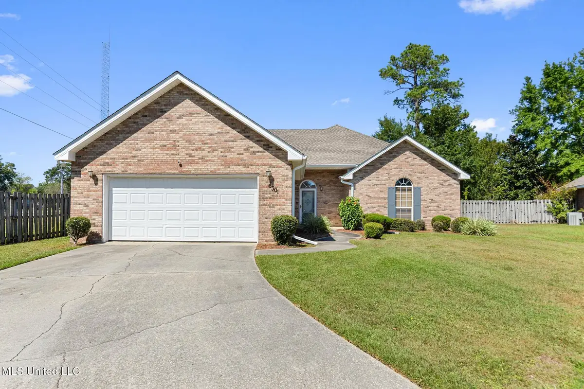 6301 Wimbledon Cove, Ocean Springs, MS 39564 - Image #1