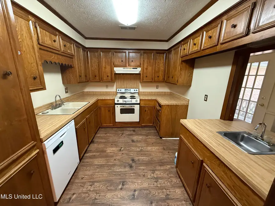 1708 Rosemont Circle, Clinton, MS 39056 - Image #3