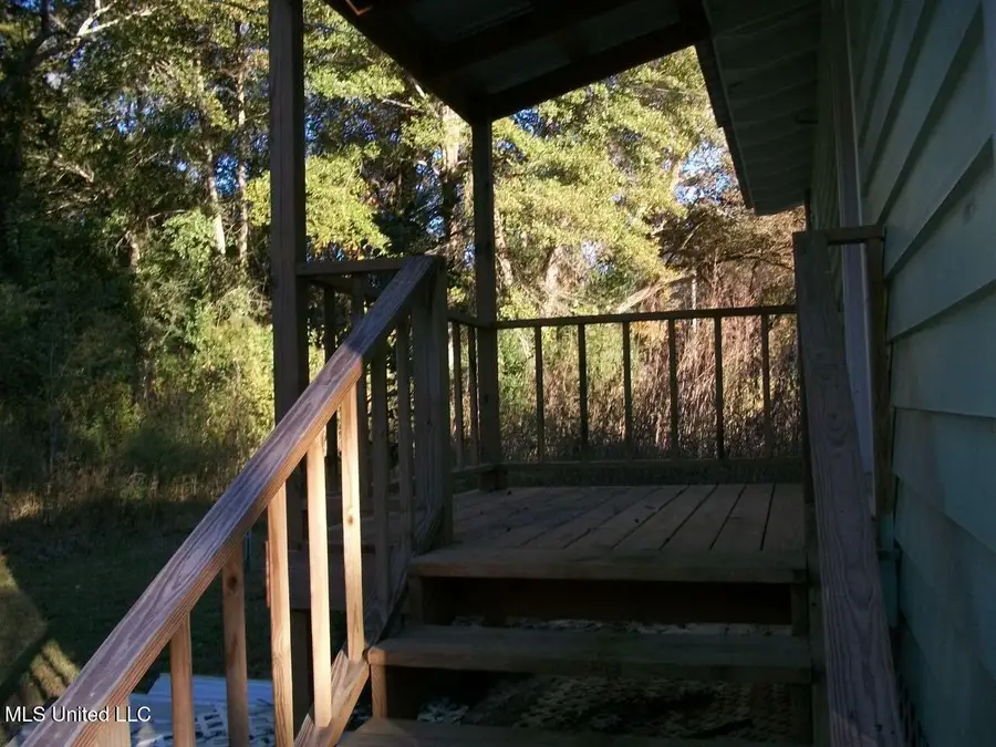 113 F Circle, Bude, MS 39630 - Image #2
