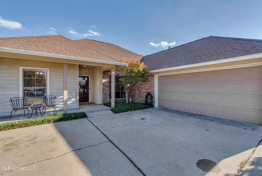 503 Spring Hill Place, Brandon, MS 39047 - Image #2