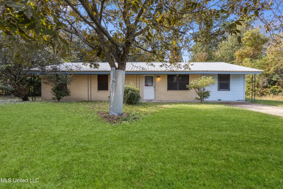 379 Greenwood Drive, Biloxi, MS 39531 - Image #1