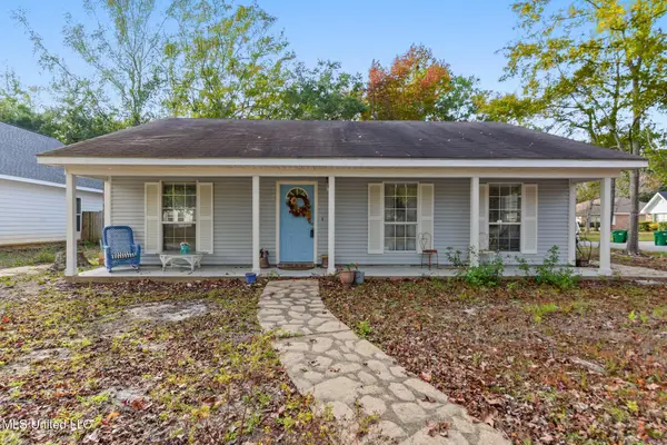 1711 S 1st Street, Ocean Springs, MS 39564