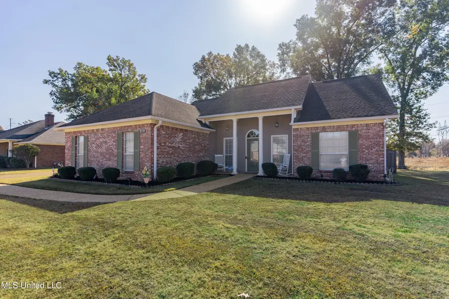 306 Kirkwood Drive, Clinton, MS 39056 - Image #2