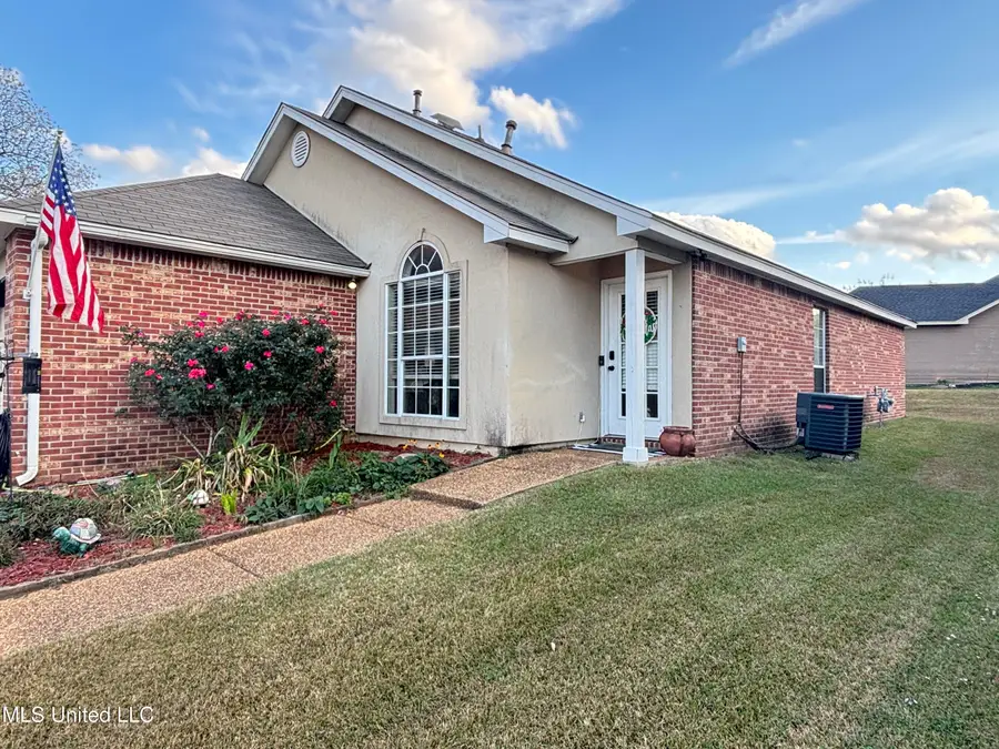 145 Chesapeake Avenue, Brandon, MS 39047 - Image #2