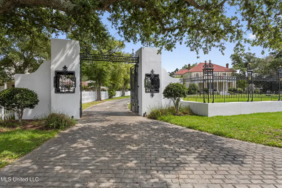 923 E Scenic Drive, Pass Christian, MS 39571 - Image #3