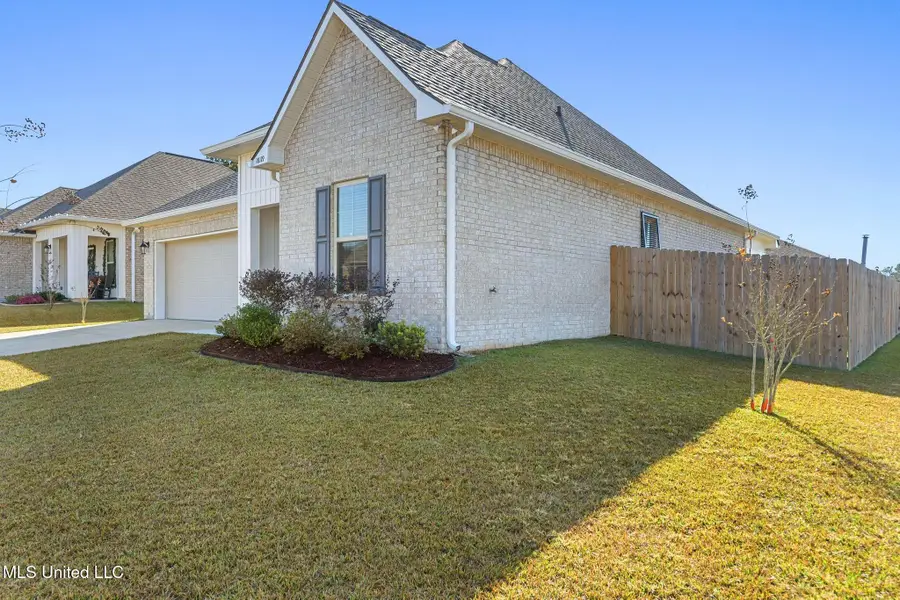 18119 Evergreen Drive, Gulfport, MS 39503 - Image #3