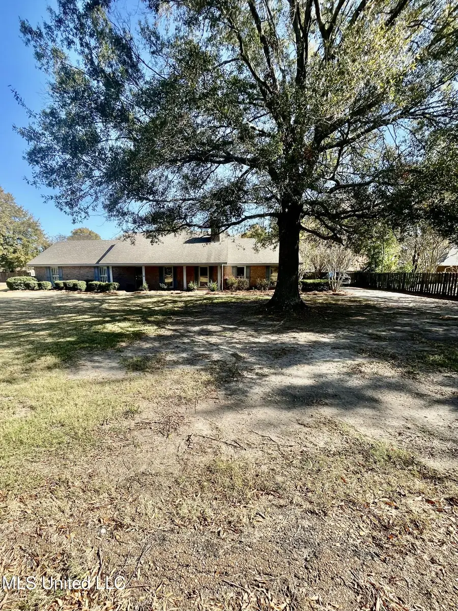 504 Holmes Street, Belzoni, MS 39038 - Image #3