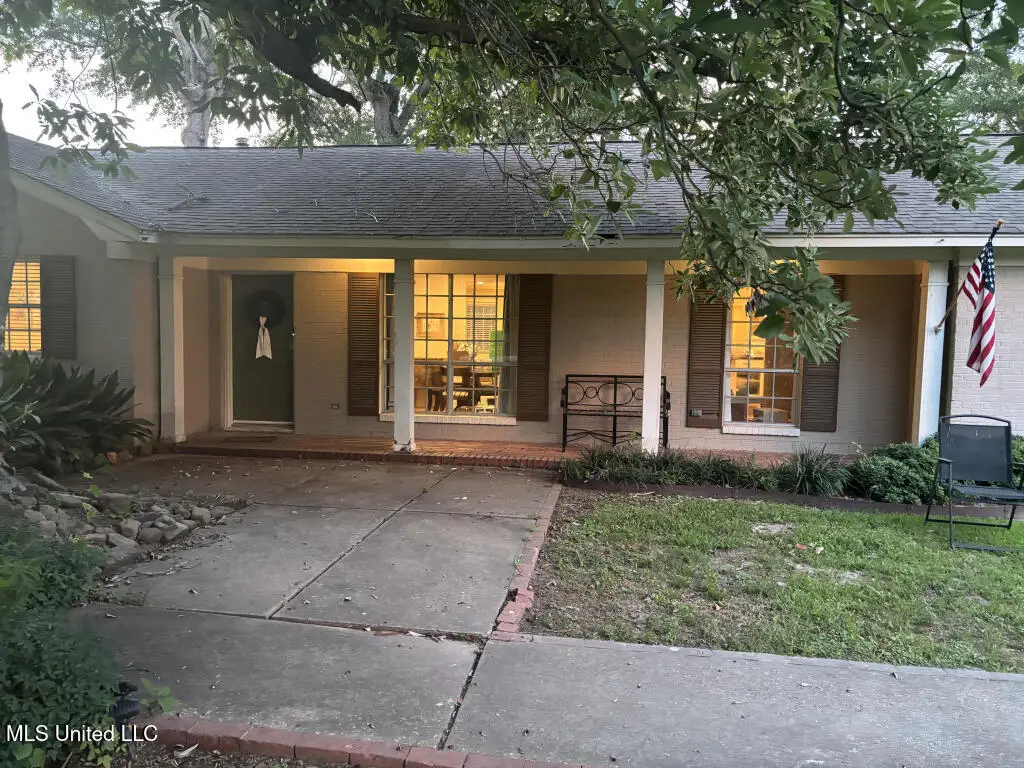 706 W Gresham Street, Indianola, MS 38751 - Image #1