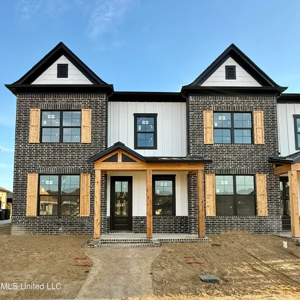 713 Bolivar Drive, Nesbit, MS 38651