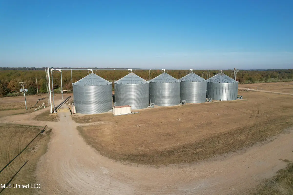 10600 Hwy 3, Lambert, MS 38643 - Image #1