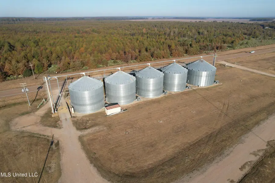 10600 Hwy 3, Lambert, MS 38643 - Image #2