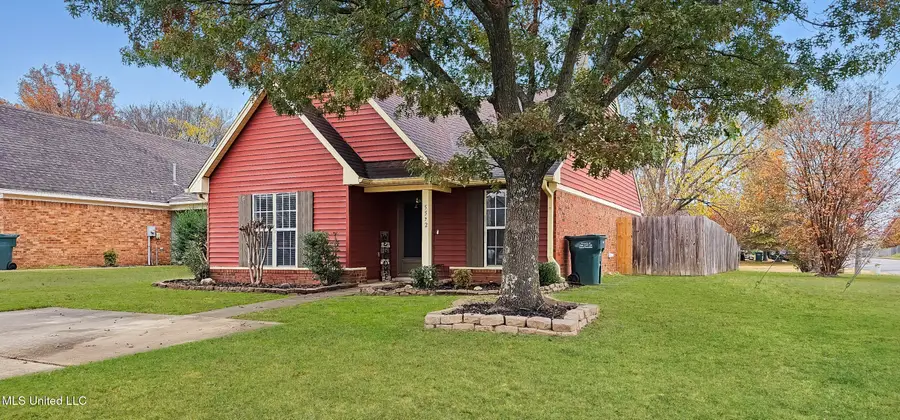 5572 April Drive, Southaven, MS 38671 - Image #2