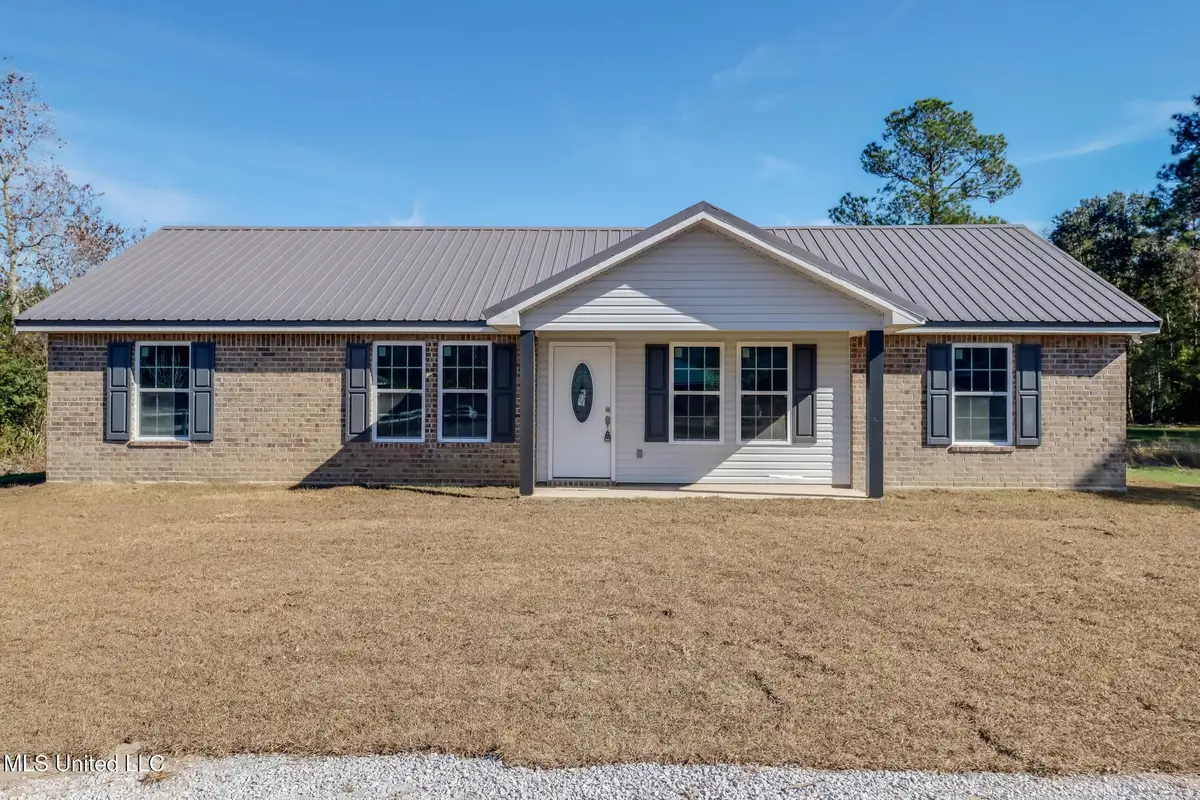 17202 Gardenia Street, Kiln, MS 39556 - Image #1