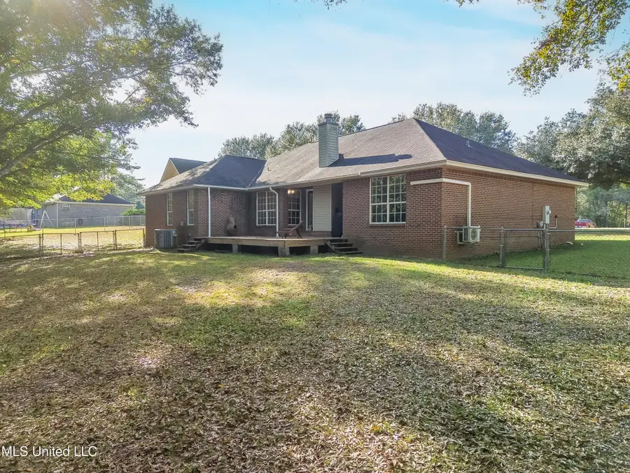 19062 E Highland Drive, Saucier, MS 39574 - Image #3