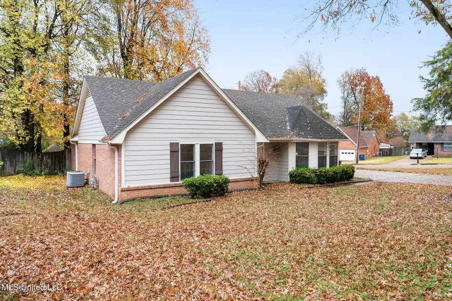 9930 Sequoia Lane, Olive Branch, MS 38654 - Image #3