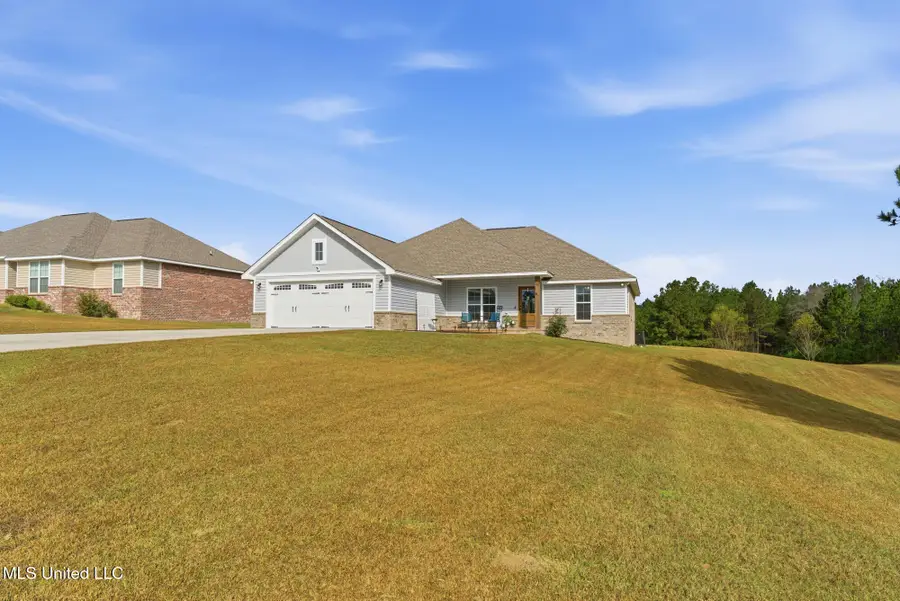 33 Sky View Drive, Purvis, MS 39475 - Image #2