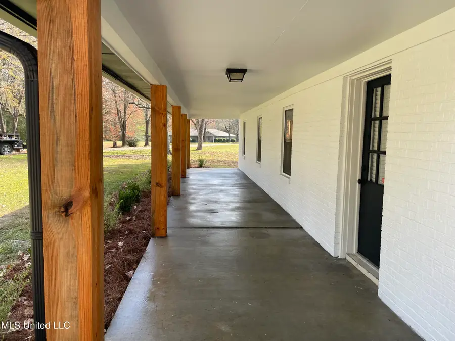 125 Churchill Place, Byram, MS 39272 - Image #3