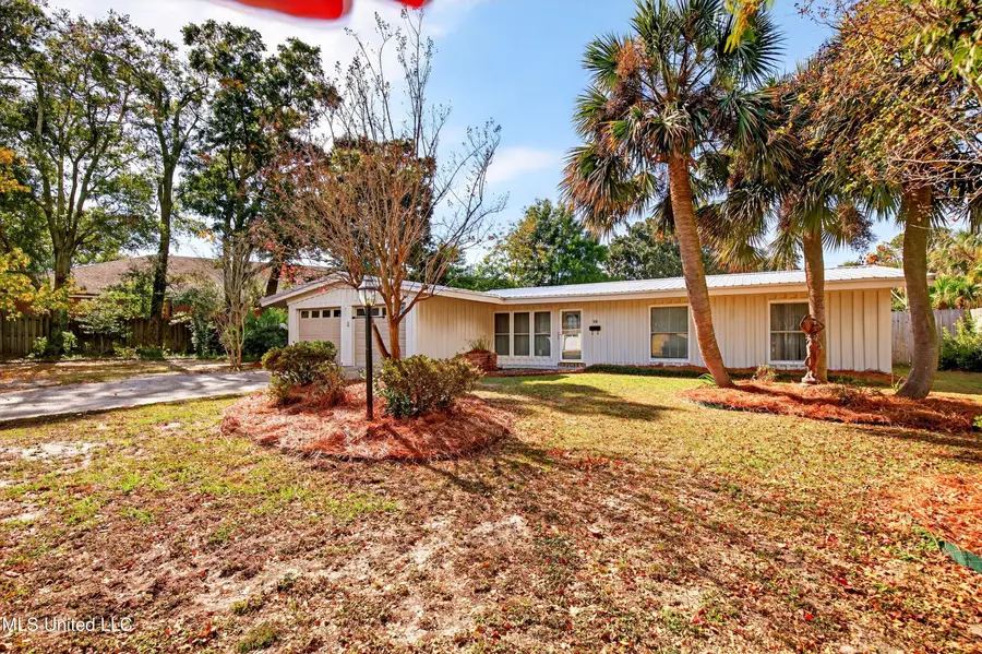 15 Woodglen Drive, Gulfport, MS 39507 - Image #3