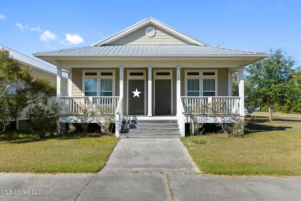 318 Saint Francis Street, Bay Saint Louis, MS 39520 - Image #1