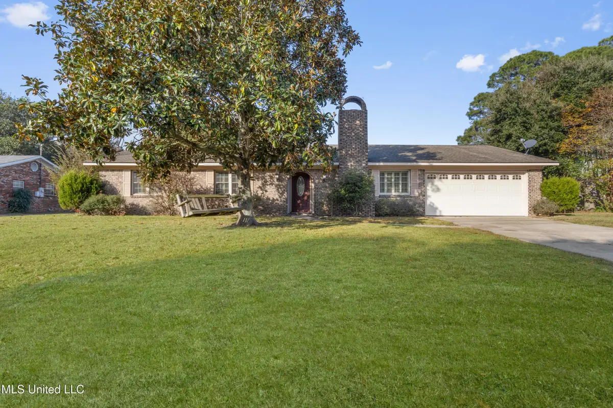 1513 Woodhaven Street, Pascagoula, MS 39581 - Image #1