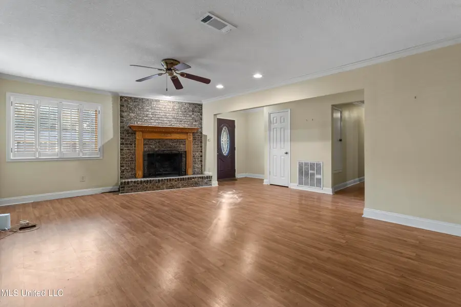 1513 Woodhaven Street, Pascagoula, MS 39581 - Image #3