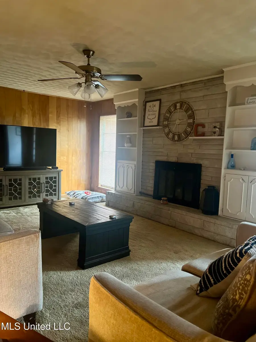 5636 Ridgewood Road, Jackson, MS 39211 - Image #3