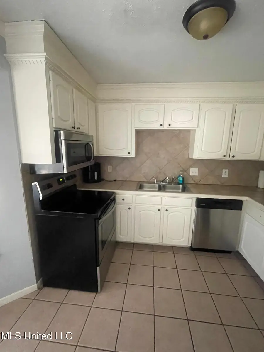 236 Par Cove, Byram, MS 39272 - Image #3