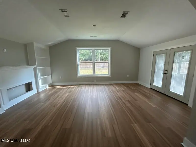 122 Lakeside Drive, Waveland, MS 39576 - Image #2