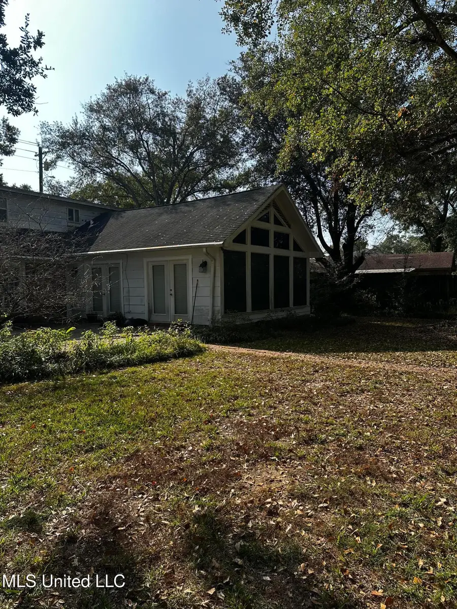 3911 Washington Avenue, Pascagoula, MS 39581 - Image #2