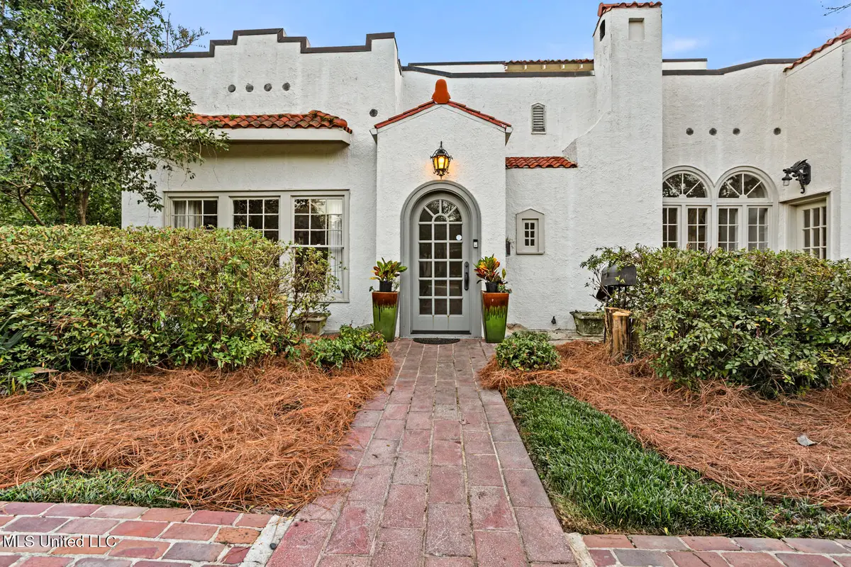 923 Pinehurst Place, Jackson, MS 39202 - Image #1