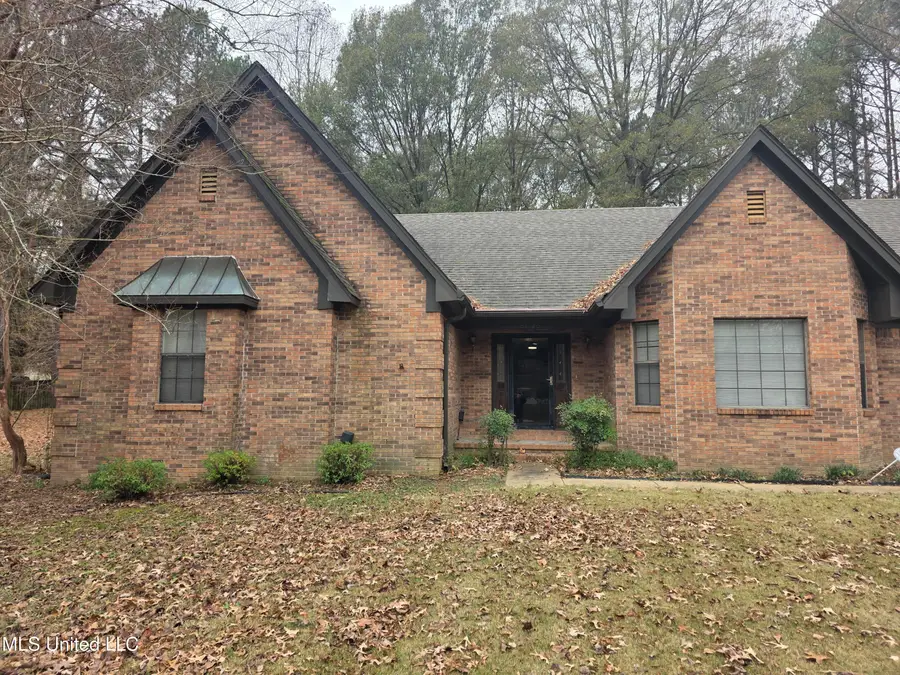 8625 Deer Creek Circle, Olive Branch, MS 38654 - Image #2