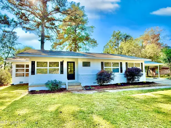 912 Lee Avenue, Crystal Springs, MS 39059