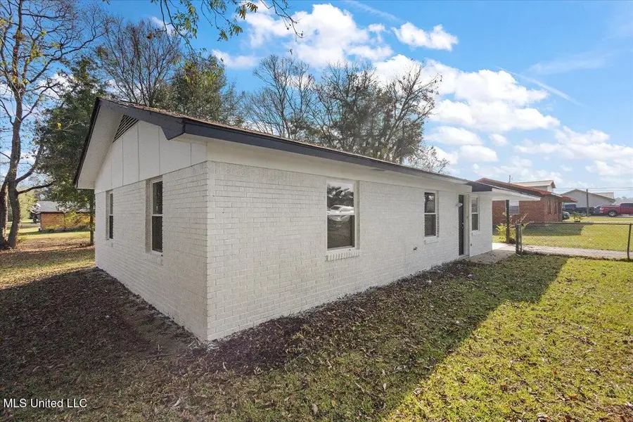 103 Pacific Circle, Crystal Springs, MS 39059 - Image #3