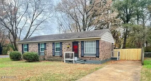 8015 Elmbrook Drive, Southaven, MS 38671